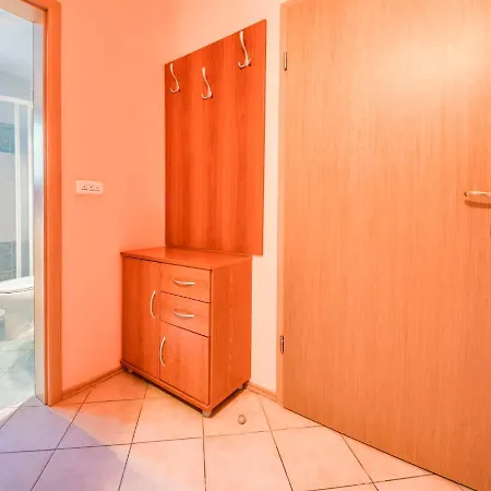 Appartamento Nela By Interhome